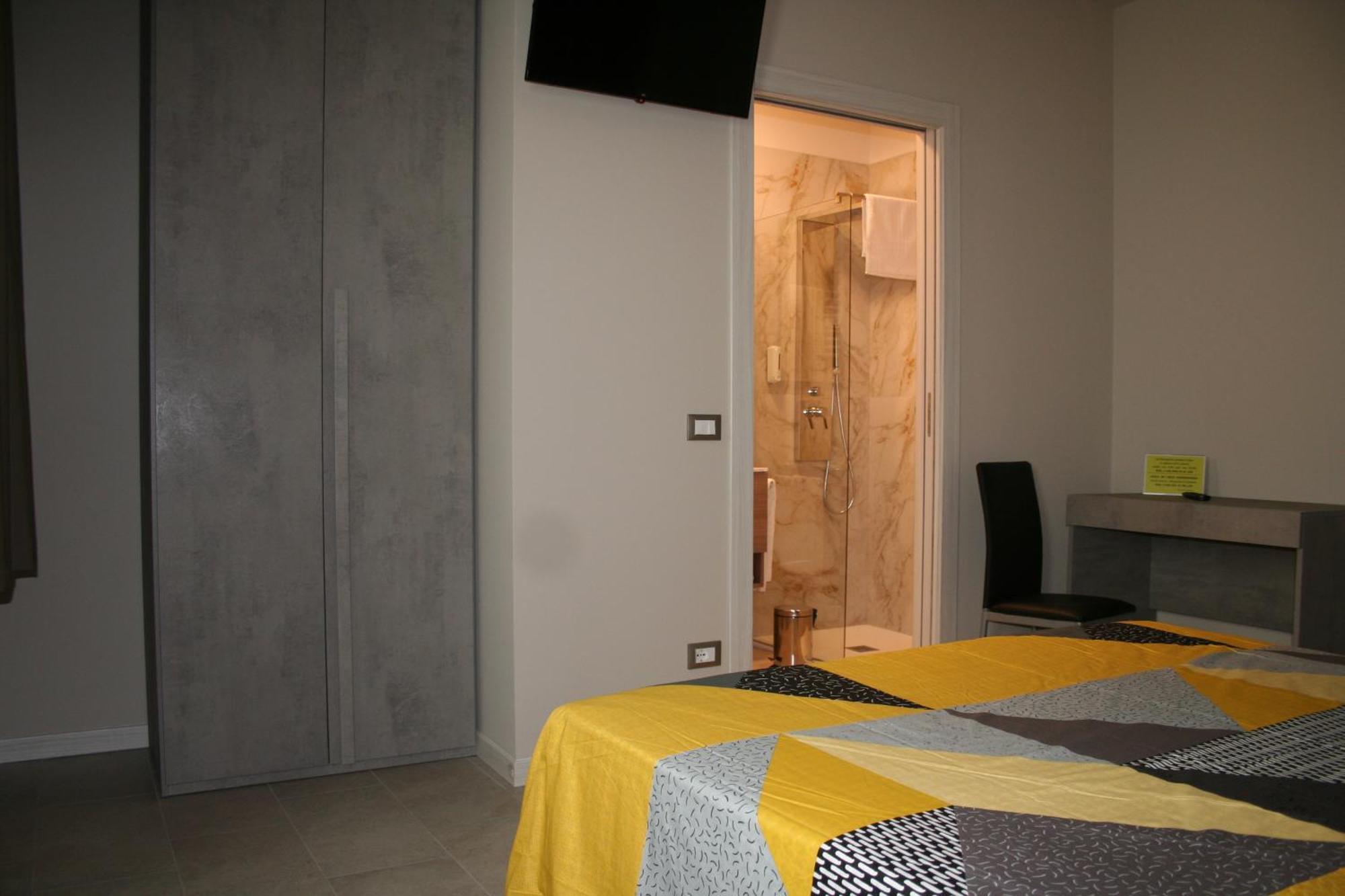 Foresteria Diamond Villa Pedergnano Exterior photo